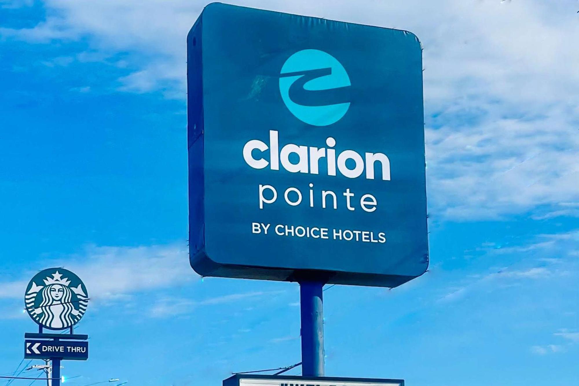 Hotel Clarion Pointe Albemarle Exterior foto