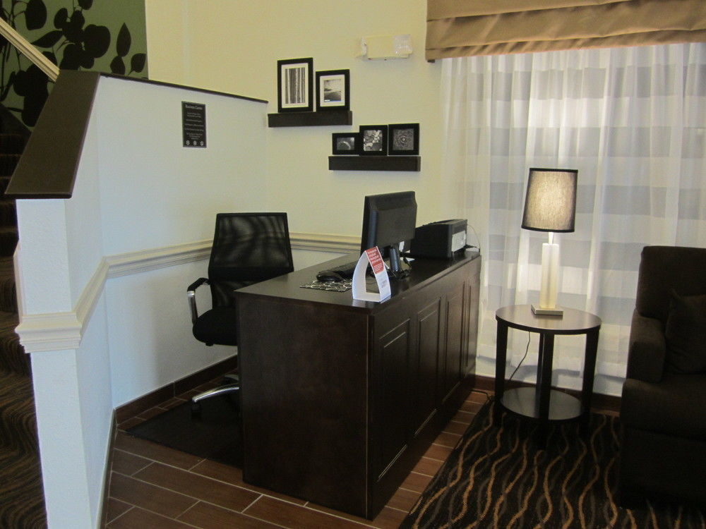 Hotel Clarion Pointe Albemarle Exterior foto